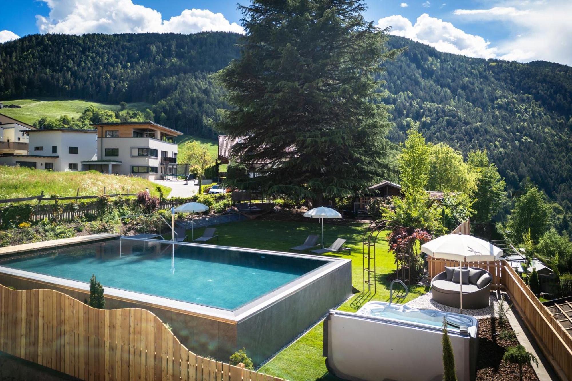 Oberwirt Weisses Kreuz Hotel Collepietra  Luaran gambar